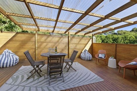 Photo of property in 10 Palm Grove, Belmont, Lower Hutt, 5010