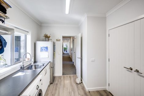 Photo of property in 73 Mcelwee Street, Jervoistown, Napier, 4112