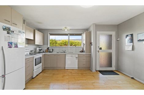 Photo of property in 12 Karnak Crescent, Russley, Christchurch, 8042