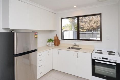 Photo of property in 2/49 Cowes Street, Avondale, Christchurch, 8061