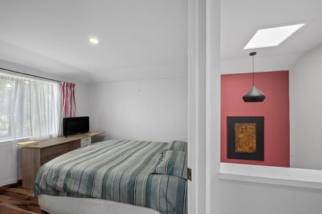 Photo of property in 1/23 Fields Parade, Oteha, Auckland, 0632