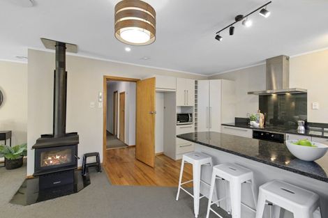 Photo of property in 10 Palm Grove, Belmont, Lower Hutt, 5010