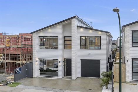 Photo of property in 9 Puruatanga Drive, Flat Bush, Auckland, 2019