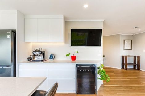 Photo of property in 3 Ascot Way, Orewa, 0931