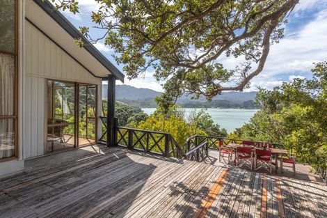 Photo of property in 1485 Wyuna Bay Road, Wyuna Bay, Coromandel, 3581
