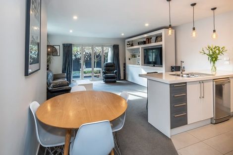 Photo of property in 8 Date Crescent, Aidanfield, Christchurch, 8025