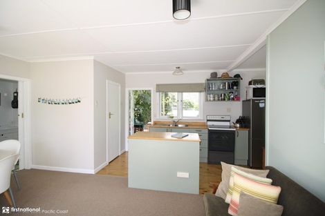 Photo of property in 7 Mako Avenue, Whiritoa, Whangamata, 3691