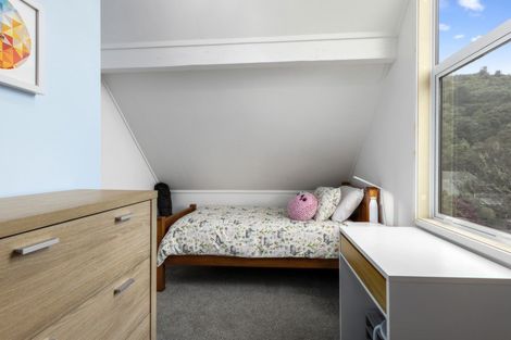 Photo of property in 4 Malda Grove, Khandallah, Wellington, 6035