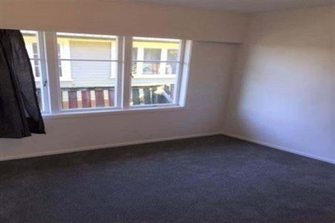 Photo of property in 11 Edwards Avenue, Henderson, Auckland, 0610