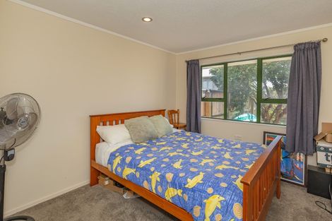 Photo of property in 24 Arataki Grove, Waitarere Beach, Levin, 5510