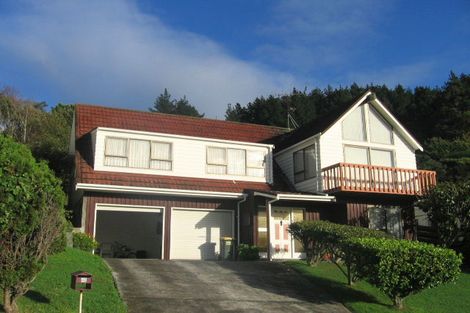 Photo of property in 40 Fyvie Avenue, Tawa, Wellington, 5028