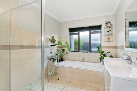 Photo of property in 87 Merriman Place, Pyes Pa, Tauranga, 3112