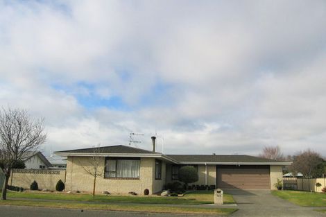 Photo of property in 165 Tait Drive, Greenmeadows, Napier, 4112