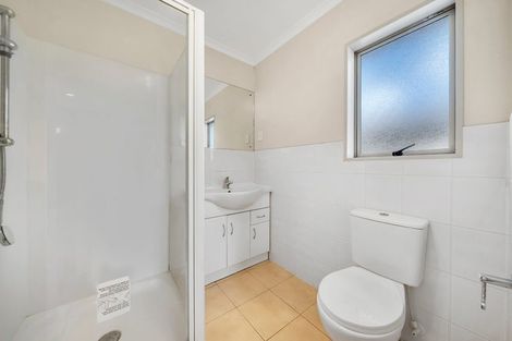 Photo of property in 28 Crossandra Drive, Mangere, Auckland, 2022