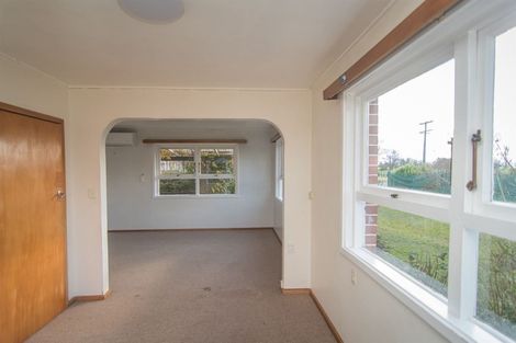 Photo of property in 2 North Street, Winchester, 7985