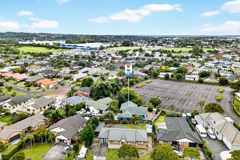 Photo of property in 15 Harvest Drive, Henderson, Auckland, 0612