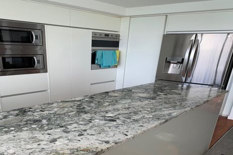 Photo of property in Oriana Apartments, 248 Oriental Parade, Oriental Bay, Wellington, 6011