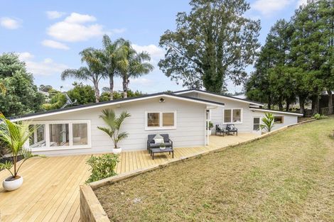 Photo of property in 36 Beaudine Avenue, Glenfield, Auckland, 0629