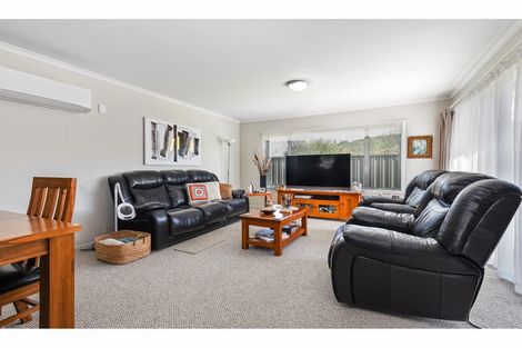 Photo of property in 62/64 Kawaha Point Road, Kawaha Point, Rotorua, 3010