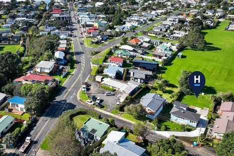 Photo of property in 3a The Crescent, Waihi Beach, 3611