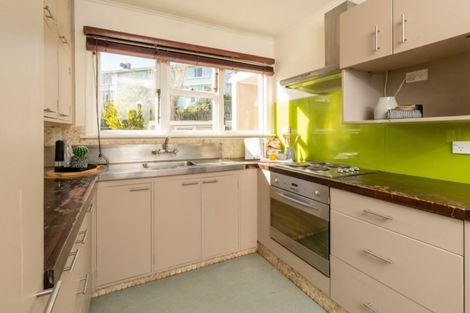 Photo of property in 22 Anthony Street, Tawa, Wellington, 5028