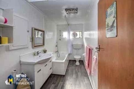 Photo of property in 1 Kowhai Street, Ravensbourne, Dunedin, 9022