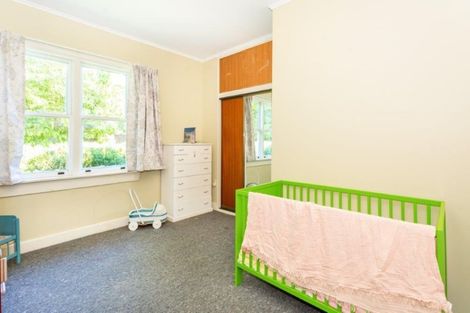 Photo of property in 16 Saint James Street, Southbridge, 7602