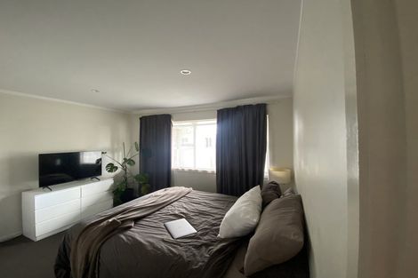 Photo of property in 2-3/240 Clayton Road, Pukehangi, Rotorua, 3015