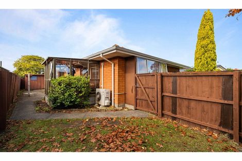 Photo of property in 12 Karnak Crescent, Russley, Christchurch, 8042