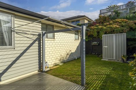 Photo of property in Waterview Estate, 6/4 Greystone Place, Omokoroa, 3114