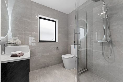 Photo of property in 124 Mcquoids Road, Flat Bush, Auckland, 2019