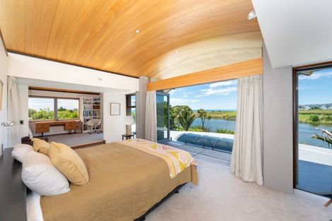 Photo of property in 46-48 Kuku Street, Te Awanga, 4102