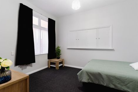 Photo of property in 228 Oxford Street, South Dunedin, Dunedin, 9012