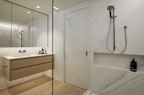 Photo of property in 7 Surf Road, Mount Maunganui, 3116