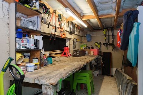 Photo of property in 9 Brooklyn Street, Green Island, Dunedin, 9018