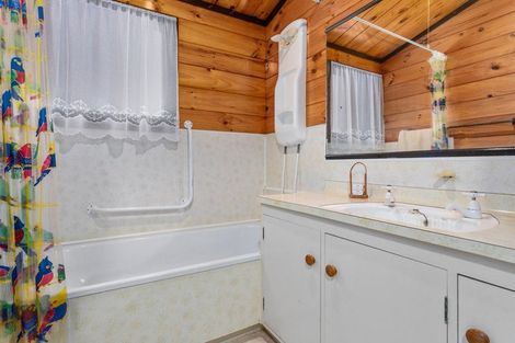 Photo of property in 6 Blundell Avenue, Kawerau, 3127