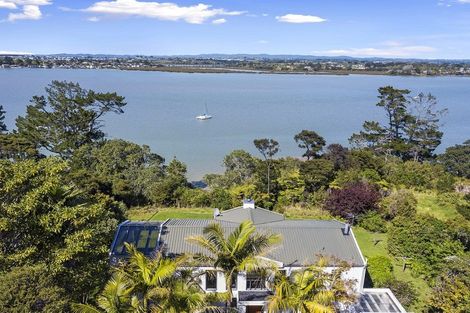 Photo of property in 7 Chatham Avenue, Paremoremo, Auckland, 0632