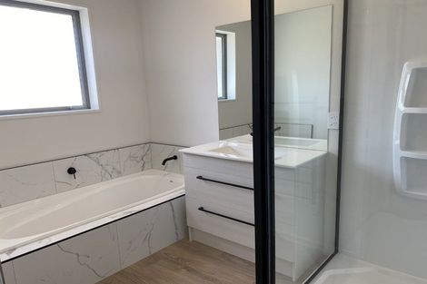 Photo of property in 151 Shillingford Boulevard, Rolleston, 7615