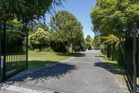 Photo of property in 27 Chesham Avenue, Waipahihi, Taupo, 3330