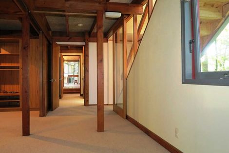 Photo of property in 52 Park Hill Road, Birkenhead, Auckland, 0626