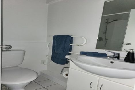 Photo of property in Terrace Tower Apartments, 6e/126 The Terrace, Wellington Central, Wellington, 6011