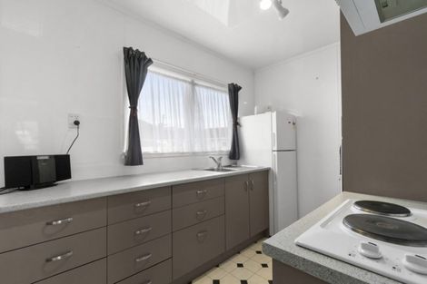 Photo of property in 1/1079 High Street, Taita, Lower Hutt, 5011