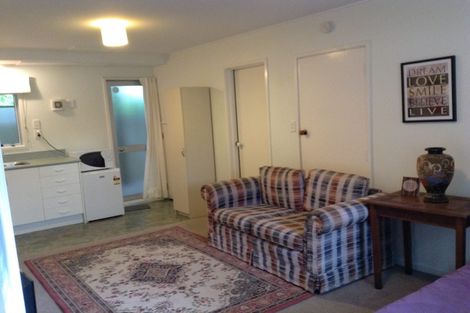 Photo of property in 1/3 Pohutukawa Avenue, Shelly Park, Auckland, 2014