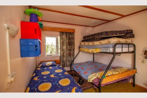 Photo of property in 36 Seddon Street, Waikanae, 5036