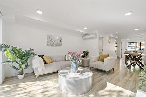 Photo of property in 19 Ti Kouka Lane, Sandringham, Auckland, 1025