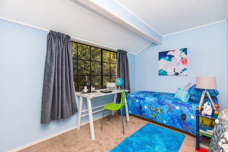 Photo of property in 304 Huia Road, Titirangi, Auckland, 0604