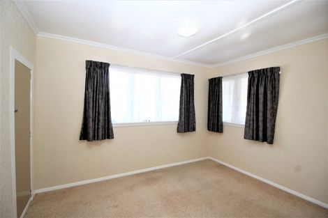 Photo of property in 15 Gladstone Street, Woodville, 4920