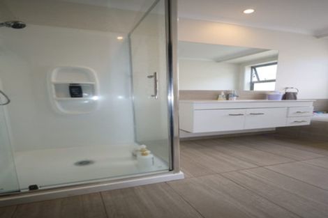 Photo of property in 35 Rochfort Crescent, Pyes Pa, Tauranga, 3112