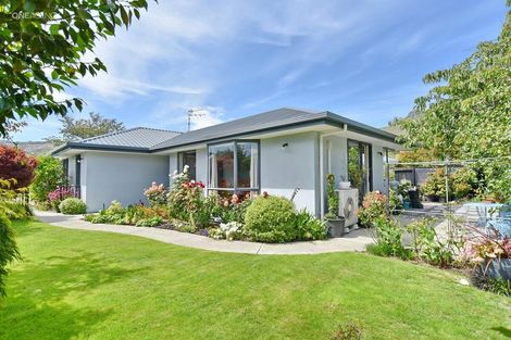 Photo of property in 10a Wendy Place, Heathcote Valley, Christchurch, 8022
