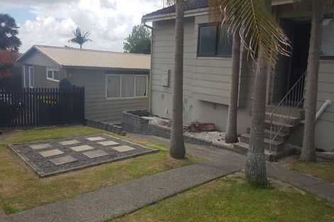Photo of property in 53 West Harbour Drive, West Harbour, Auckland, 0618